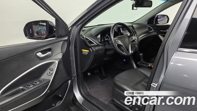 Hyundai Santafe 2016 — photo 10