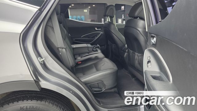 Hyundai Santafe 2016 — photo 12