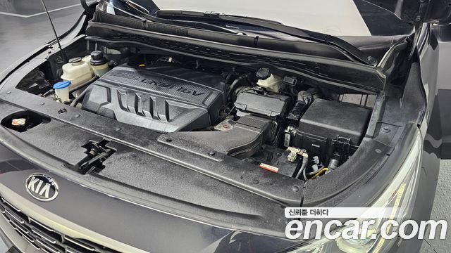 Kia Canival 2019 — photo 6