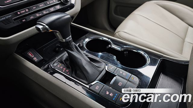 Kia Canival 2019 — photo 9