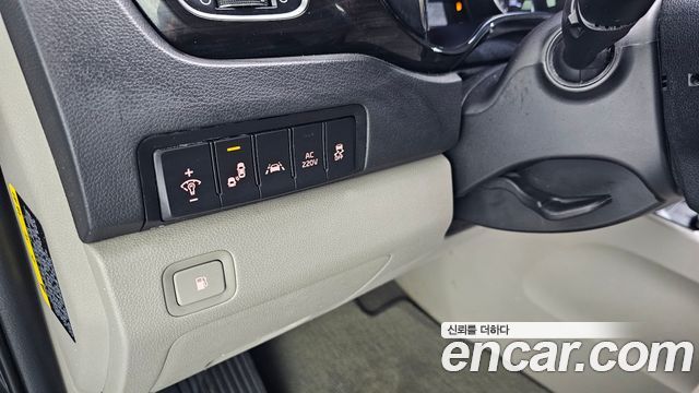 Kia Canival 2019 — photo 14
