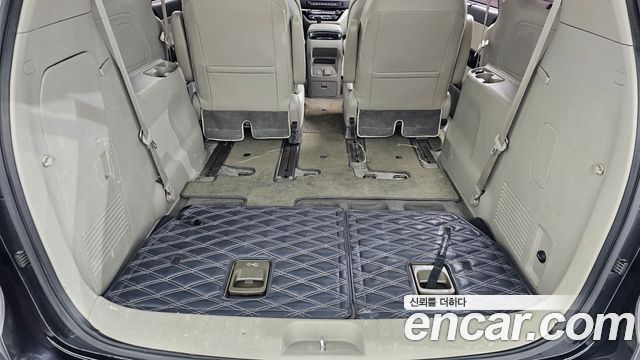 Kia Canival 2019 — photo 20