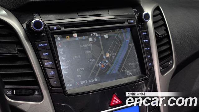 Hyundai i30 2016 — photo 14