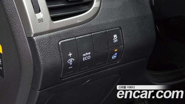 Hyundai i30 2016 — photo 16