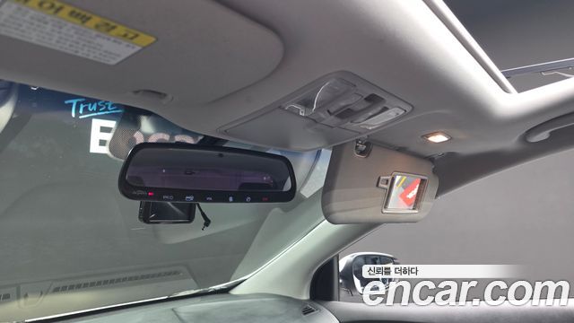 Hyundai i30 2016 — photo 18