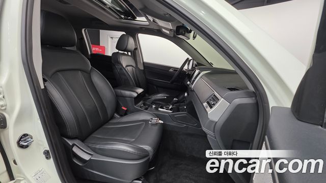 KG Mobility Rexton 2018 — photo 10