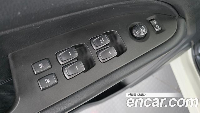 KG Mobility Rexton 2018 — photo 13