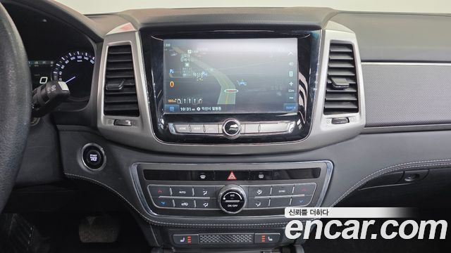 KG Mobility Rexton 2018 — photo 15