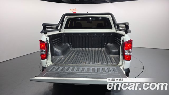KG Mobility Rexton 2018 — photo 20