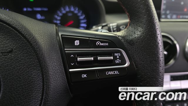 Kia Stinger 2018 — photo 20