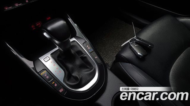 Kia K3 2019 — photo 9