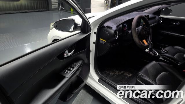 Kia K3 2019 — photo 12