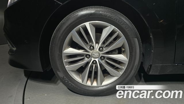 Hyundai Grandeur 2015 — photo 5