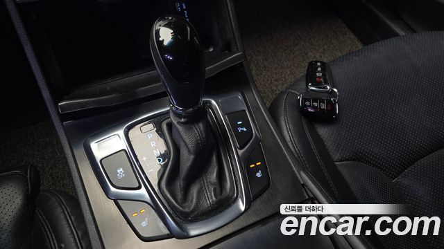 Hyundai Grandeur 2015 — photo 9