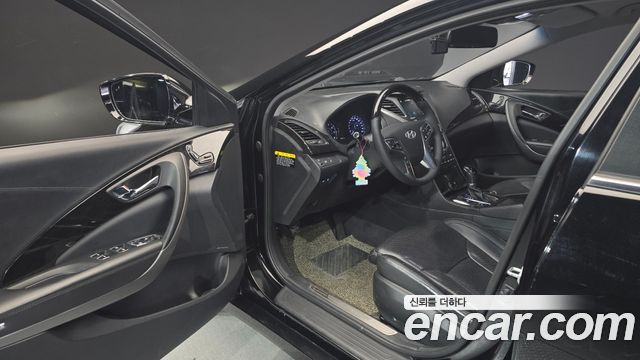 Hyundai Grandeur 2015 — photo 10