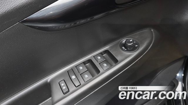 Chevrolet Korea Spark 2017 — photo 19