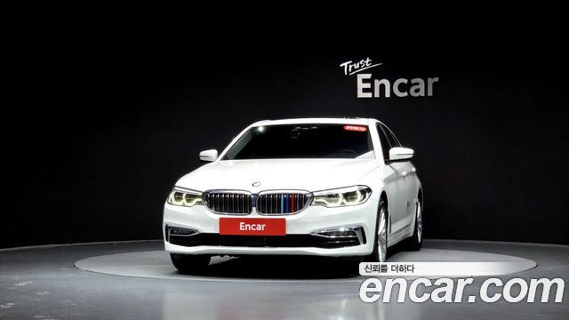 BMW 5-Series 2020 — photo 3