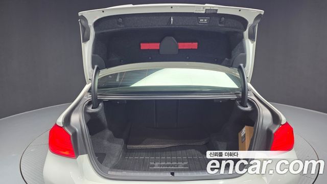 BMW 5-Series 2020 — photo 20