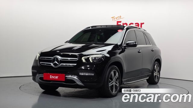 Mercedes-Benz GLE-Class 2020 — photo 1