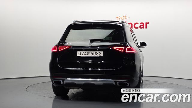 Mercedes-Benz GLE-Class 2020 — photo 4