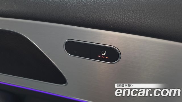 Mercedes-Benz GLE-Class 2020 — photo 19