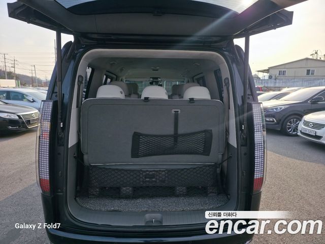 Hyundai Staria 2022 — photo 7
