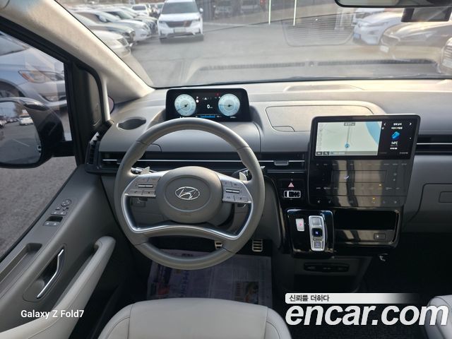 Hyundai Staria 2022 — photo 9