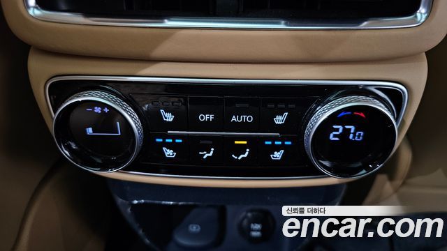 Genesis GV80 2022 — photo 18