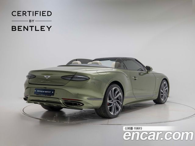 Bentley Continental 2025 — photo 6