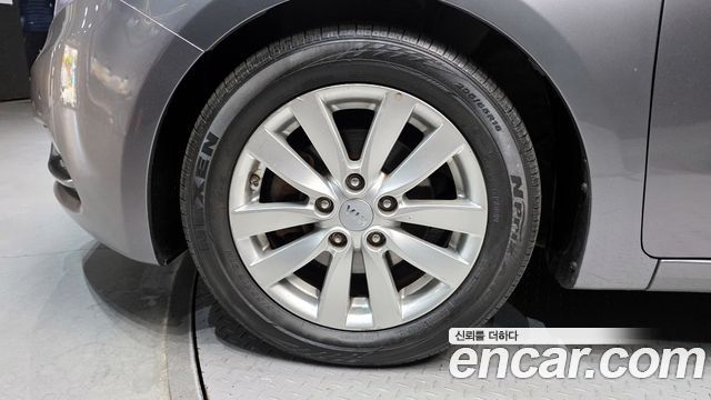 Kia K3 2015 — photo 5