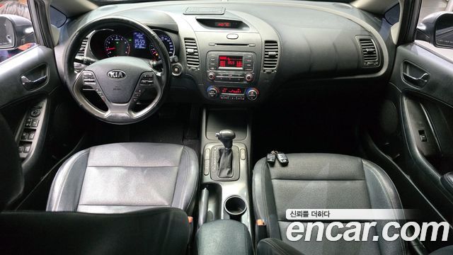 Kia K3 2015 — photo 7