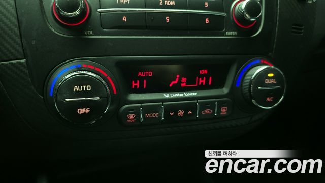 Kia K3 2015 — photo 16