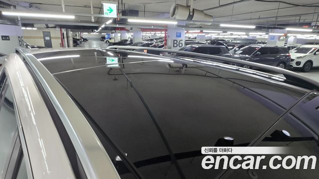 Mercedes-Benz GLS-Class 2025 — photo 14