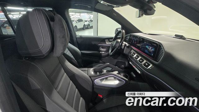 Mercedes-Benz GLS-Class 2025 — photo 18
