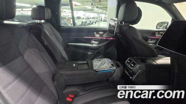 Mercedes-Benz GLS-Class 2025 — photo 20