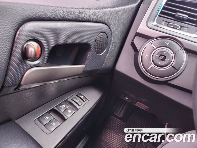KG Mobility KORANDO 2017 — photo 16