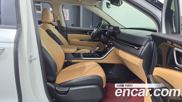 Kia Canival 2021 — photo 11
