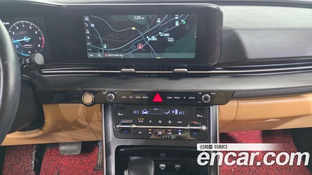 Kia Canival 2021 — photo 14