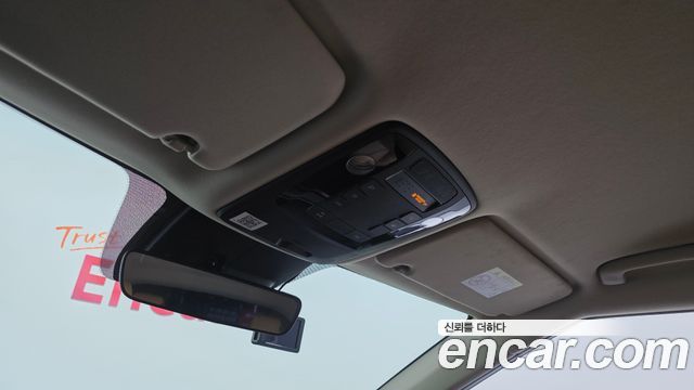 Kia Canival 2021 — photo 19
