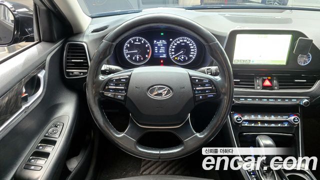 Hyundai Grandeur 2018 — photo 13