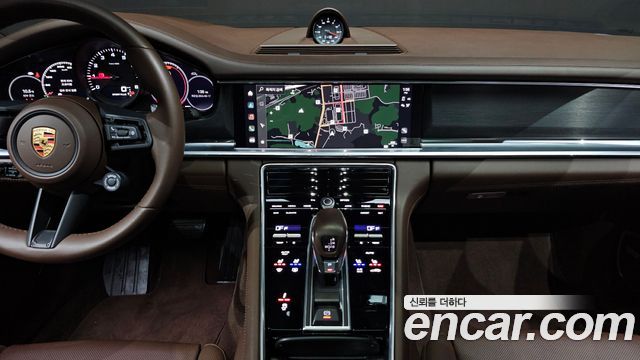 Porsche Panamera 2023 — photo 15