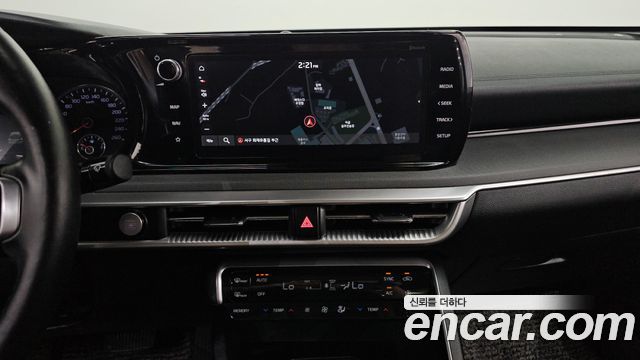 Kia K5 2021 — photo 12
