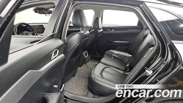 Kia K5 2021 — photo 19