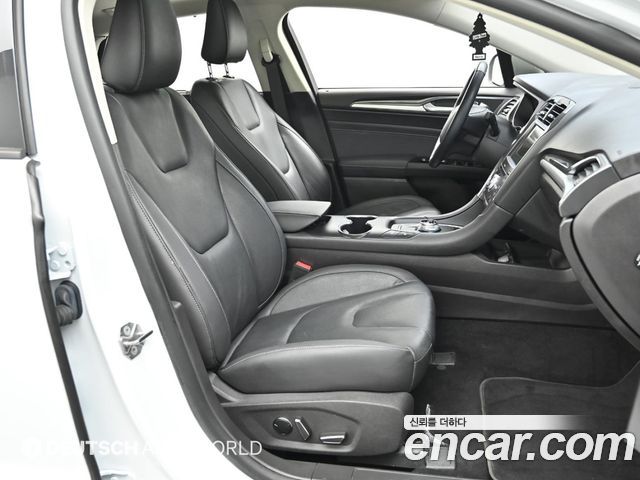 Ford Mondeo 2020 — photo 10