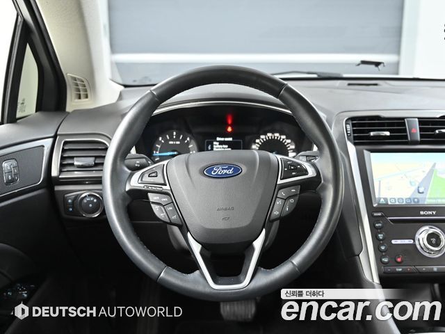 Ford Mondeo 2020 — photo 13