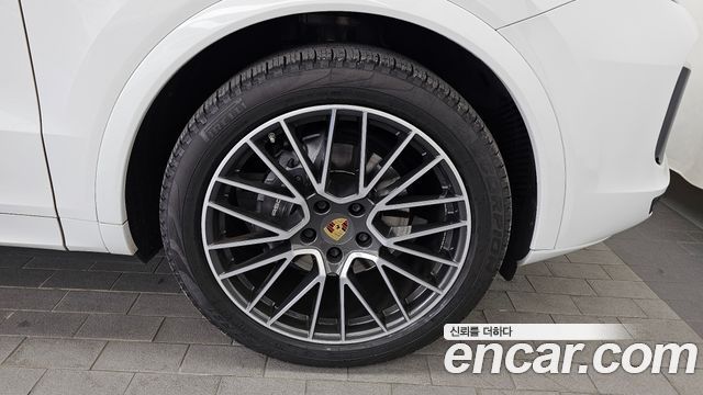 Porsche Cayenne 2019 — photo 5