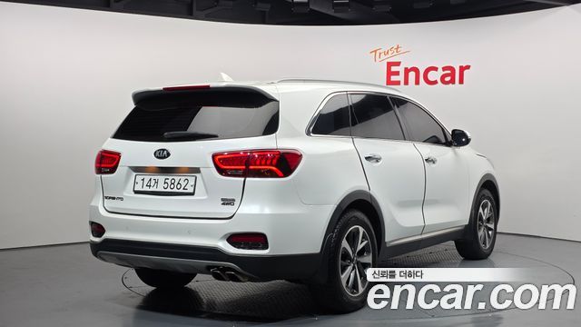 Kia Sorento 2019 — photo 2