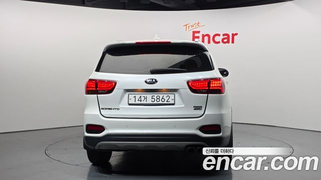 Kia Sorento 2019 — photo 4