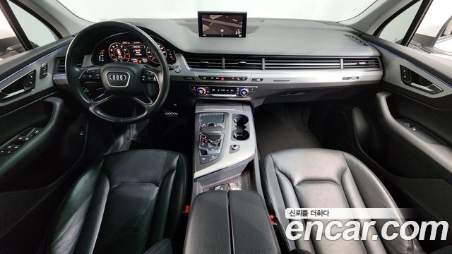 Audi Q7 2019 — photo 7