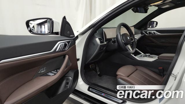 BMW 4-Series 2024 — photo 10